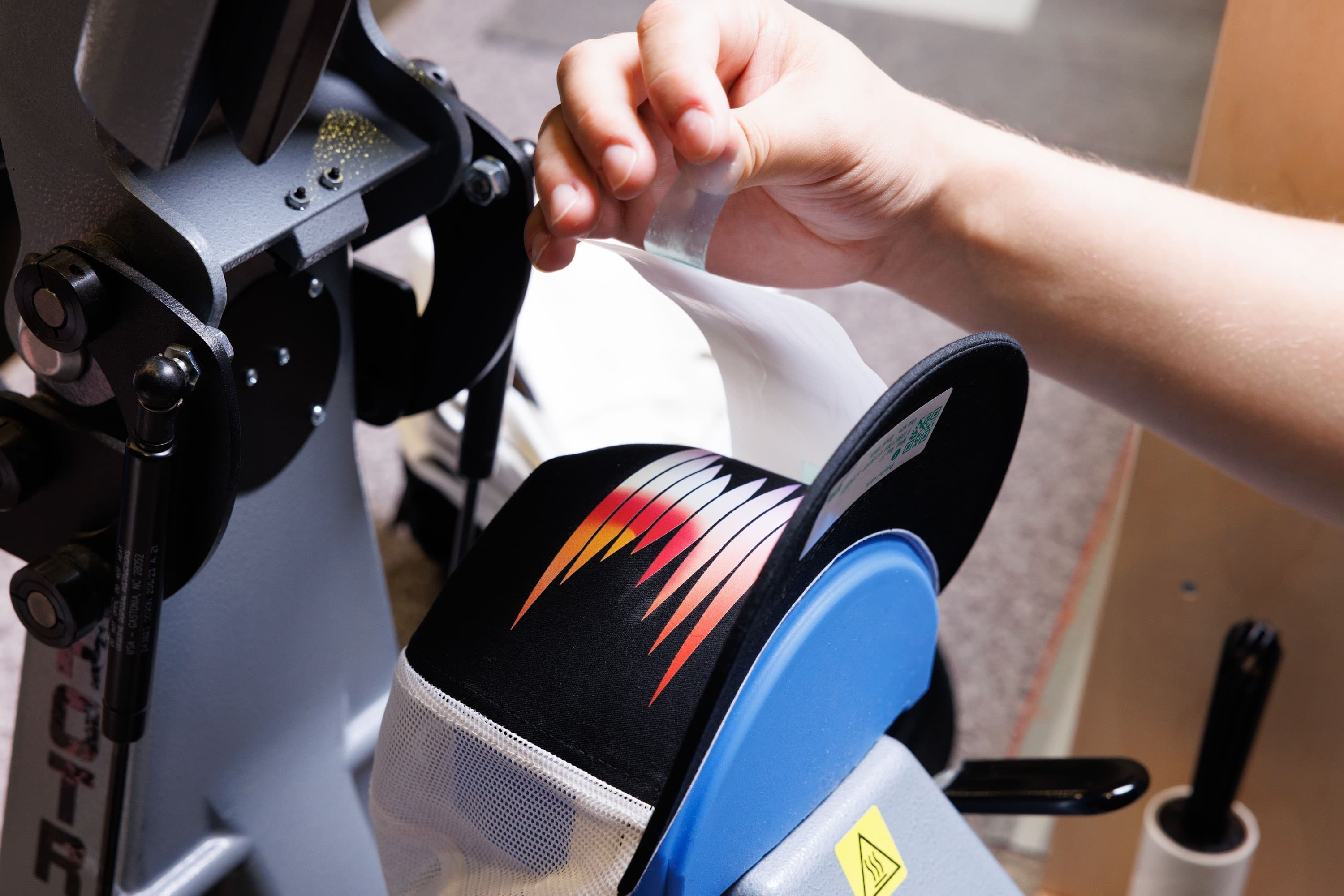 Esempio di stampa DTFlex su un cappello.